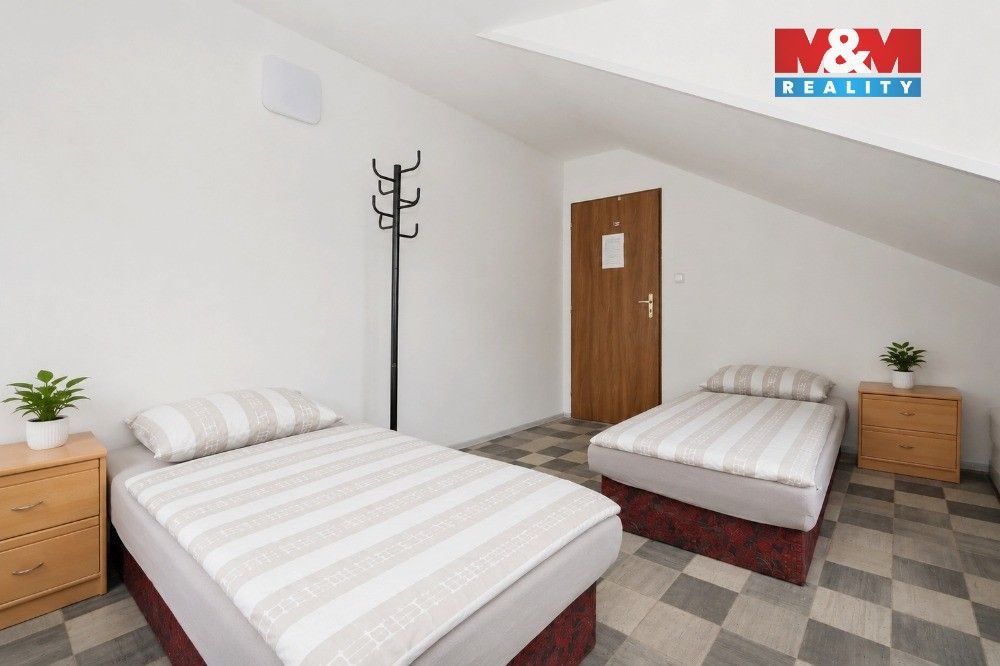 Prodej komerčního prostoru 198 m² - foto 15