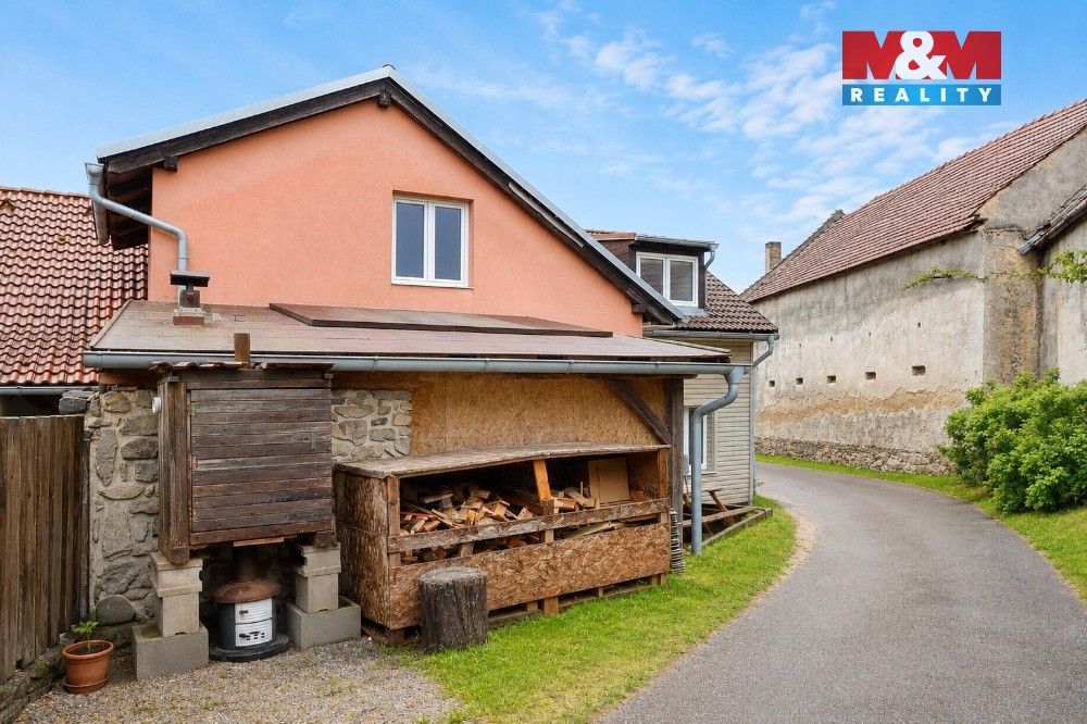 Prodej komerčního prostoru 198 m² - foto 9
