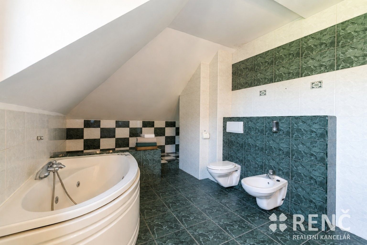 Prodej domu 226 m² - foto 22