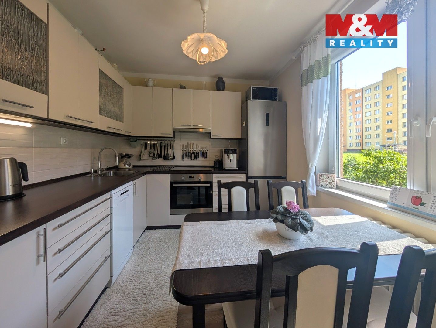 Prodej bytu 2+1 57 m² - foto 2