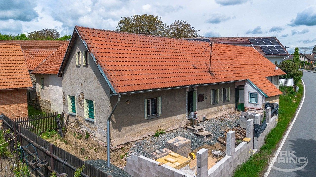 Prodej domu 200 m² - foto 2