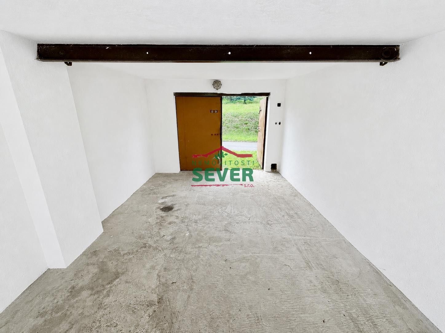 Prodej nemovitosti 24 m² - foto 3