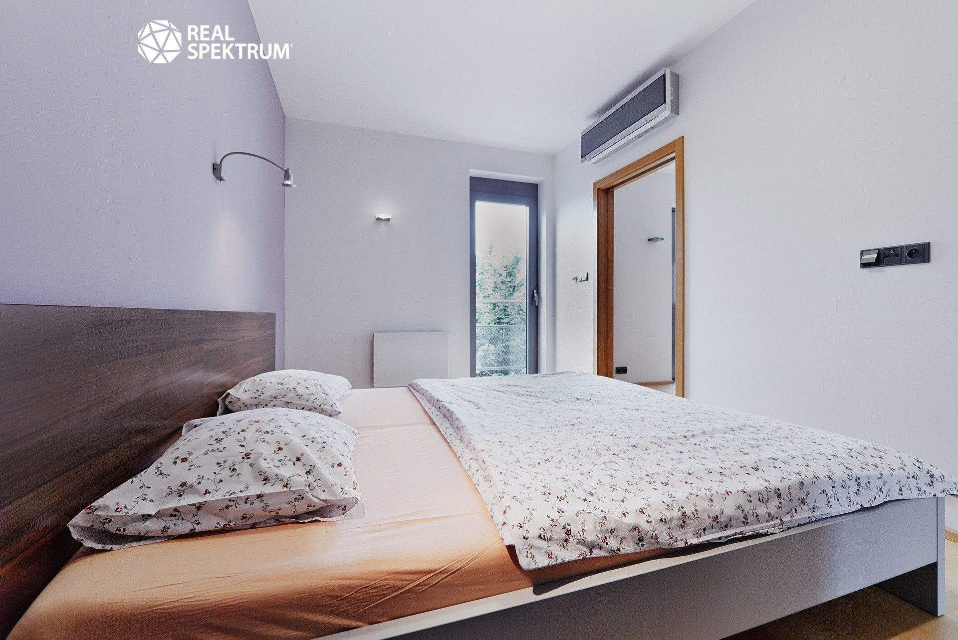 Pronájem bytu 3+kk 94 m² - foto 4
