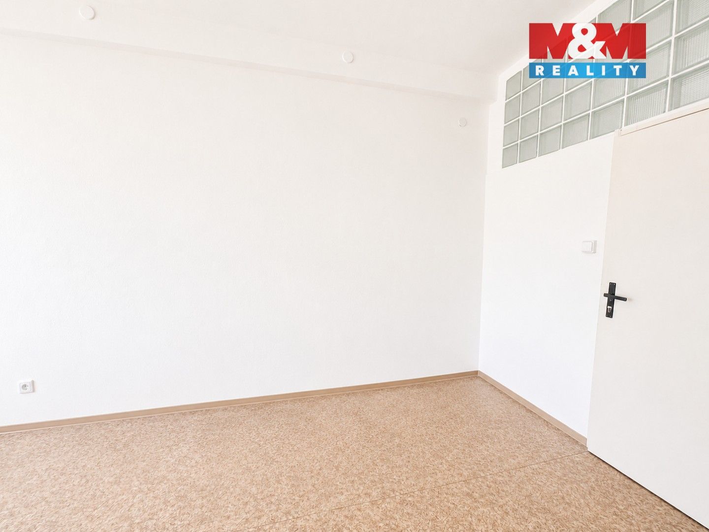 Pronájem komerčního prostoru 67 m² - foto 5