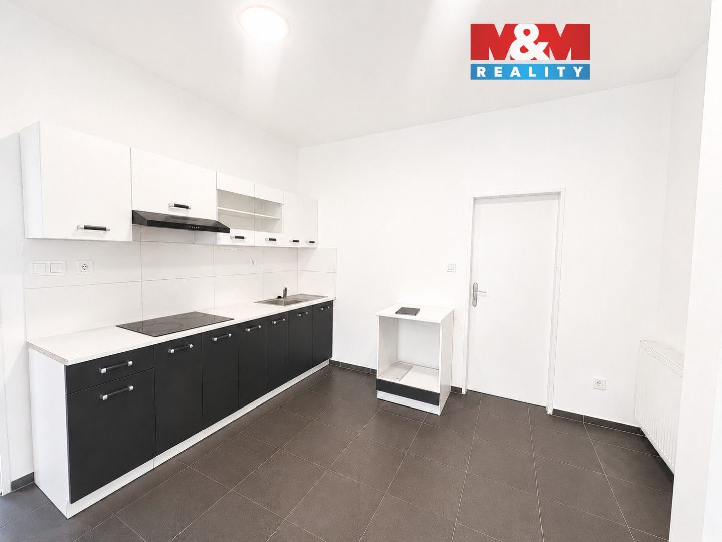 Pronájem bytu 2+1 64 m² - foto 1