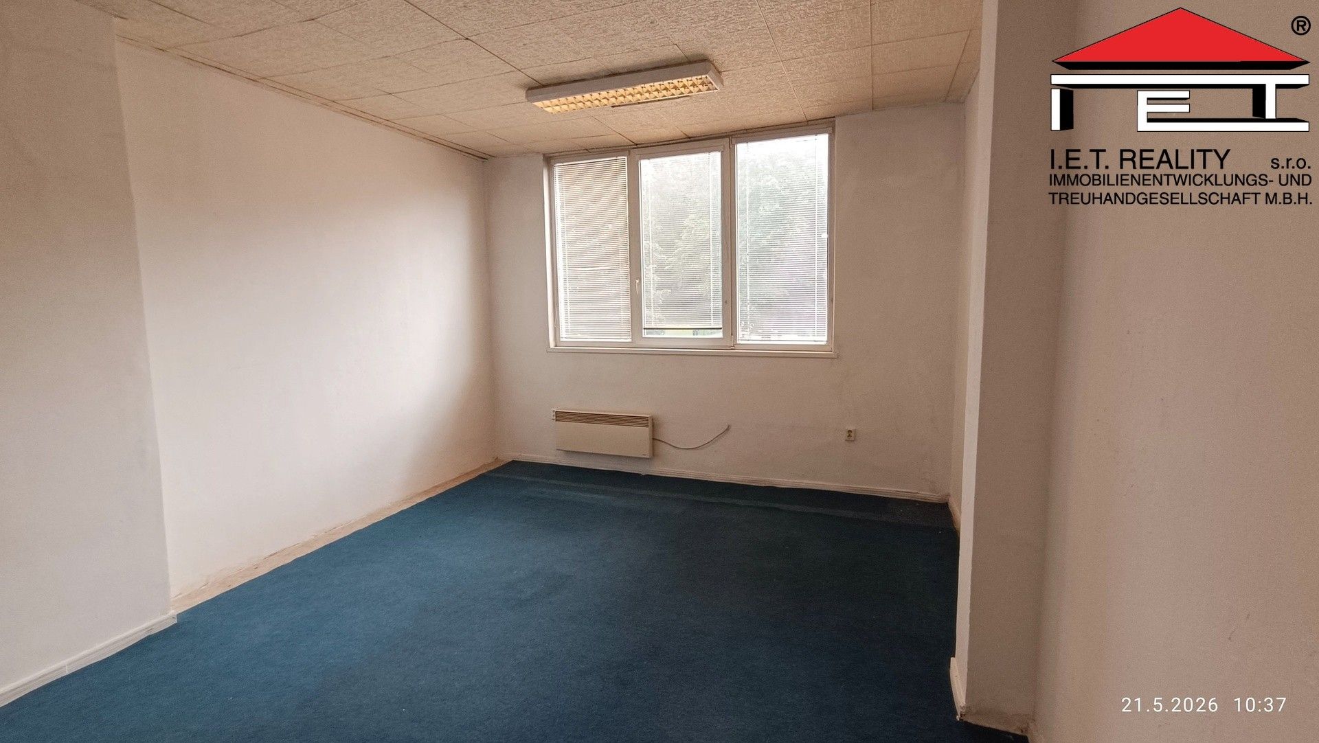 Pronájem komerčního prostoru 30 m² - foto 1