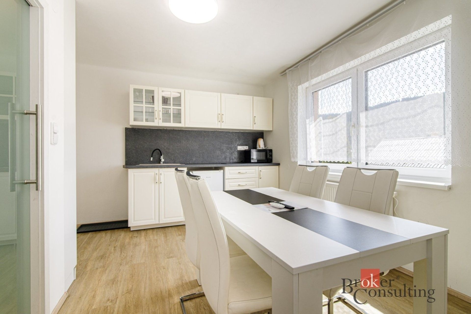 Prodej komerčního prostoru 250 m² - foto 18