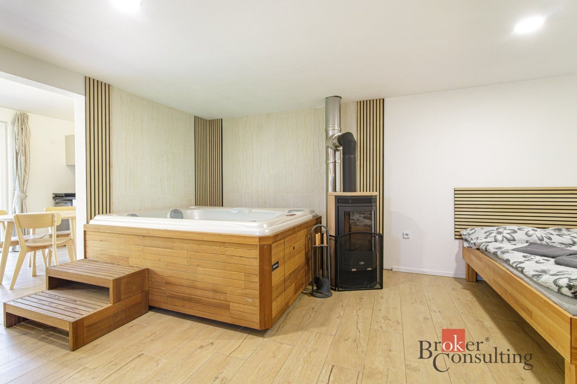 Prodej komerčního prostoru 250 m² - foto 22