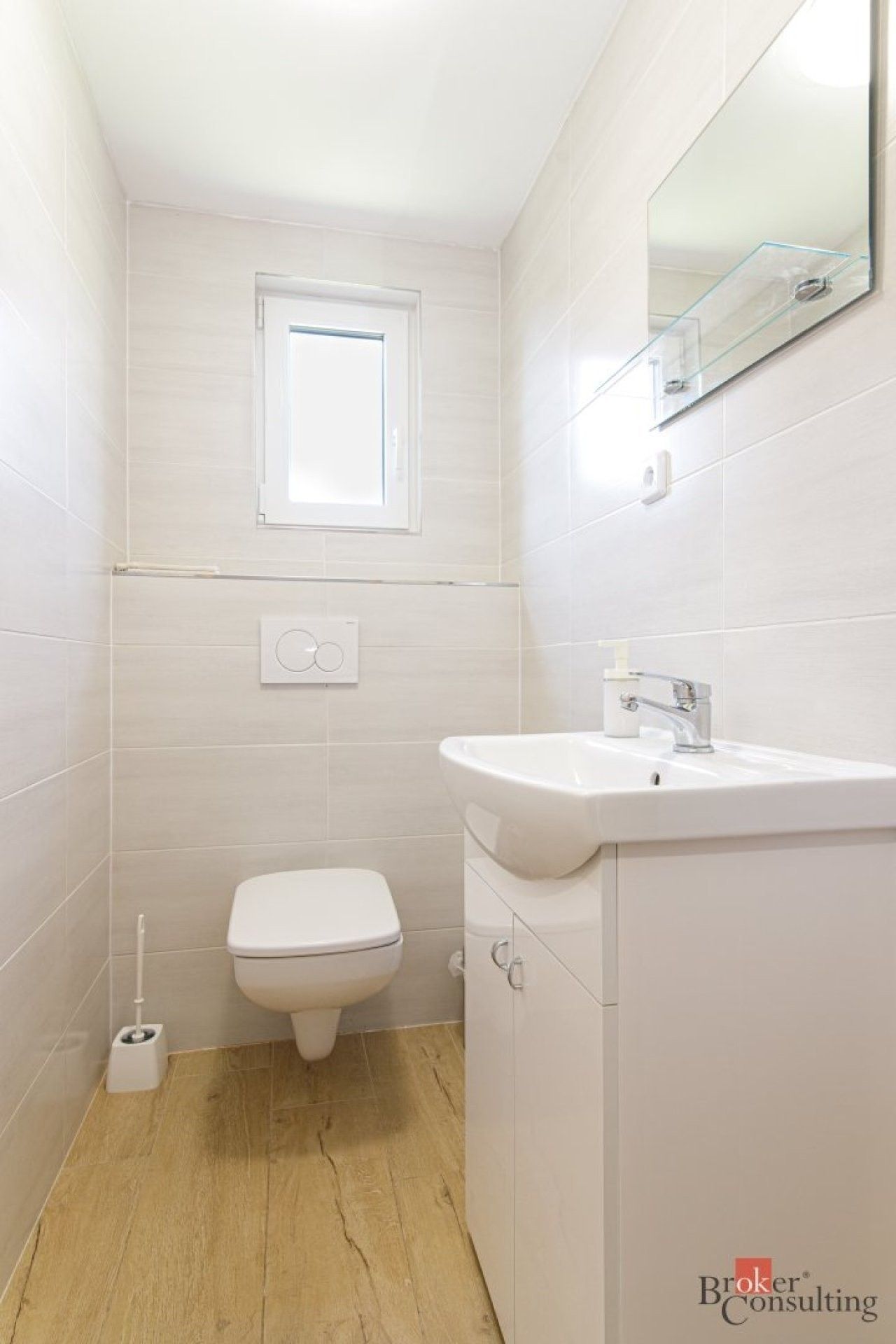 Prodej komerčního prostoru 250 m² - foto 25