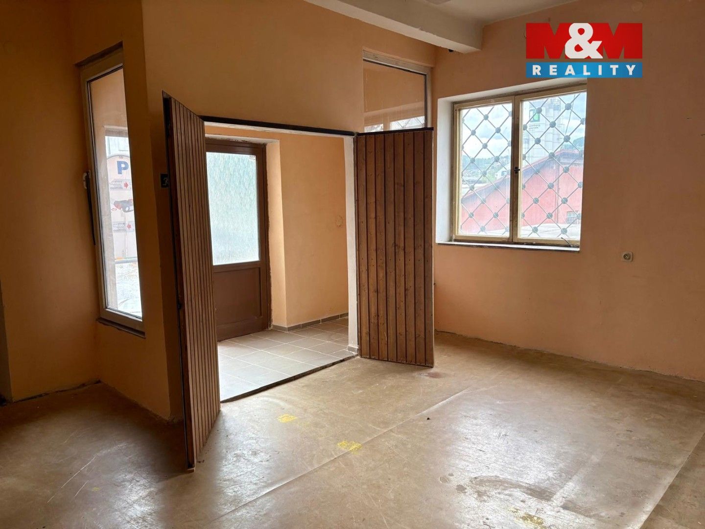 Pronájem komerčního prostoru 81 m² - foto 3