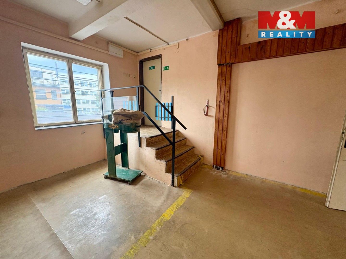 Pronájem komerčního prostoru 81 m² - foto 4