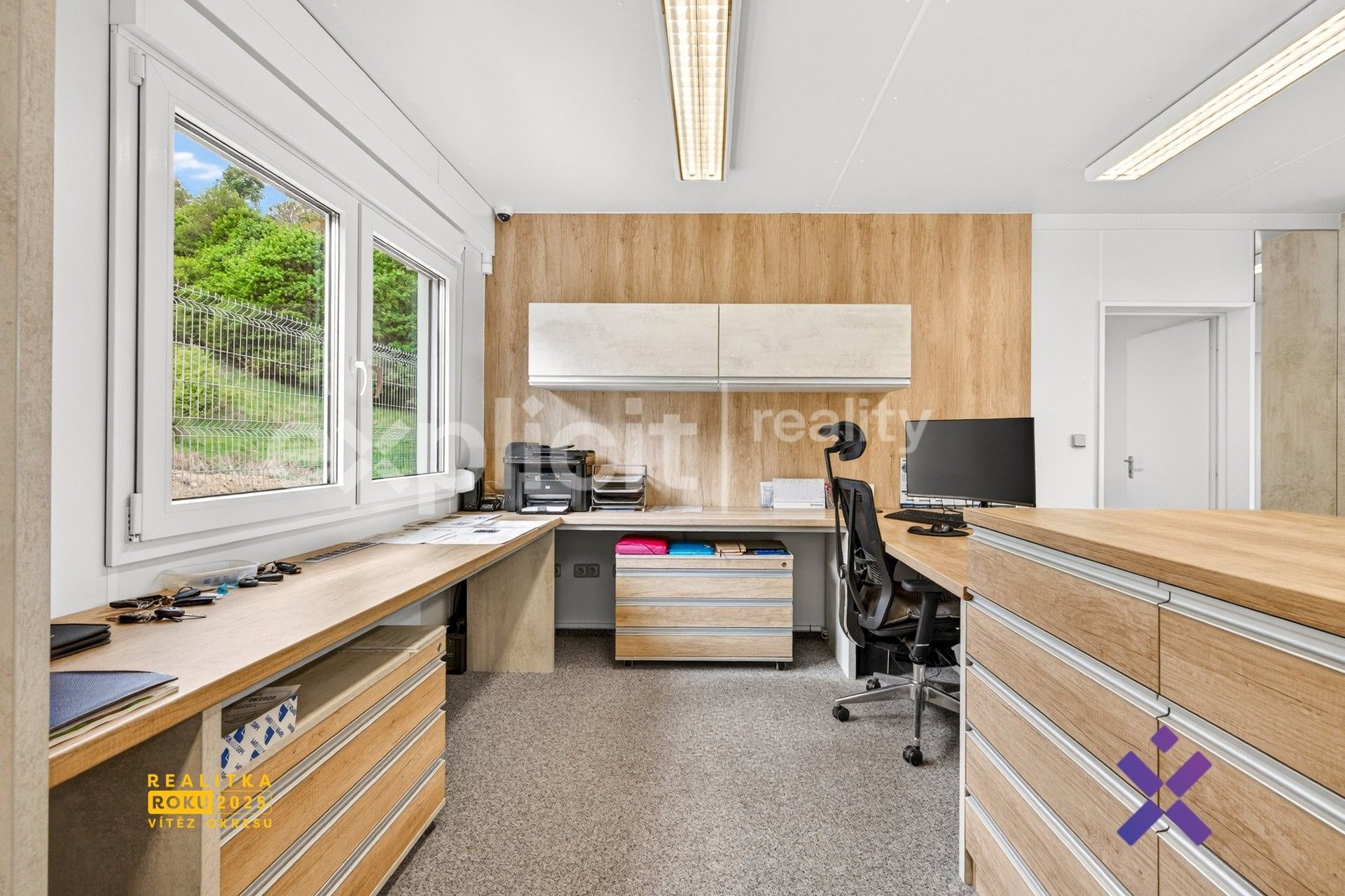 Prodej komerčního prostoru 4600 m² - foto 12
