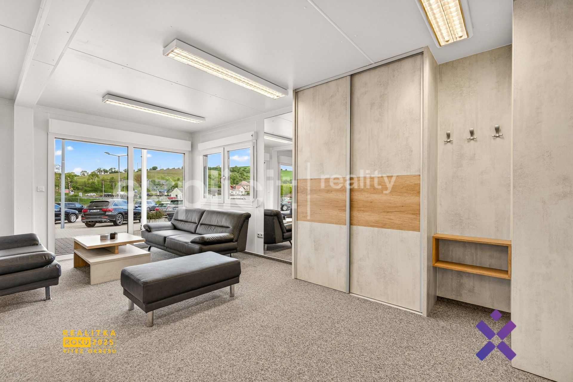 Prodej komerčního prostoru 4600 m² - foto 13