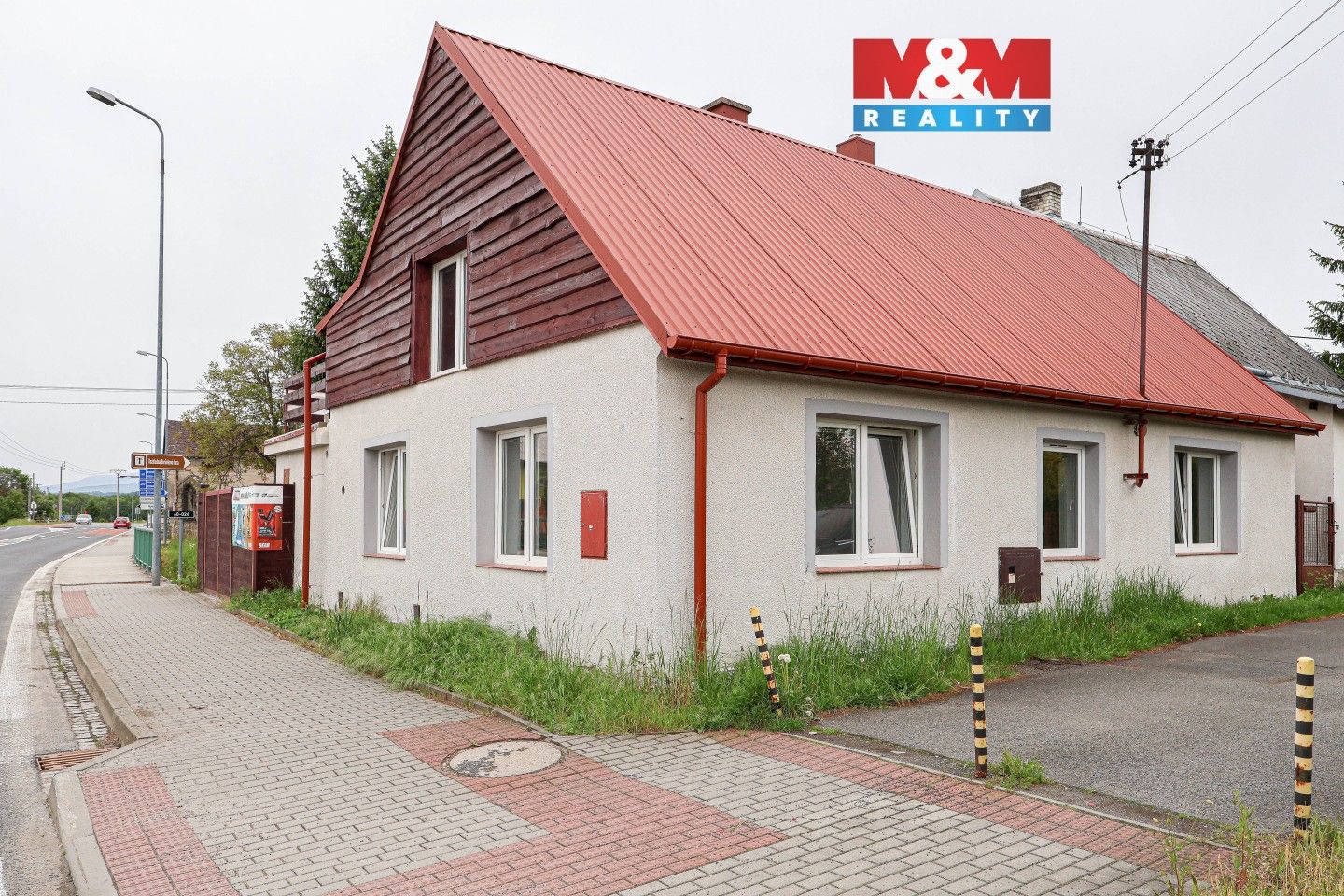 Prodej nemovitosti 160 m² - foto 1