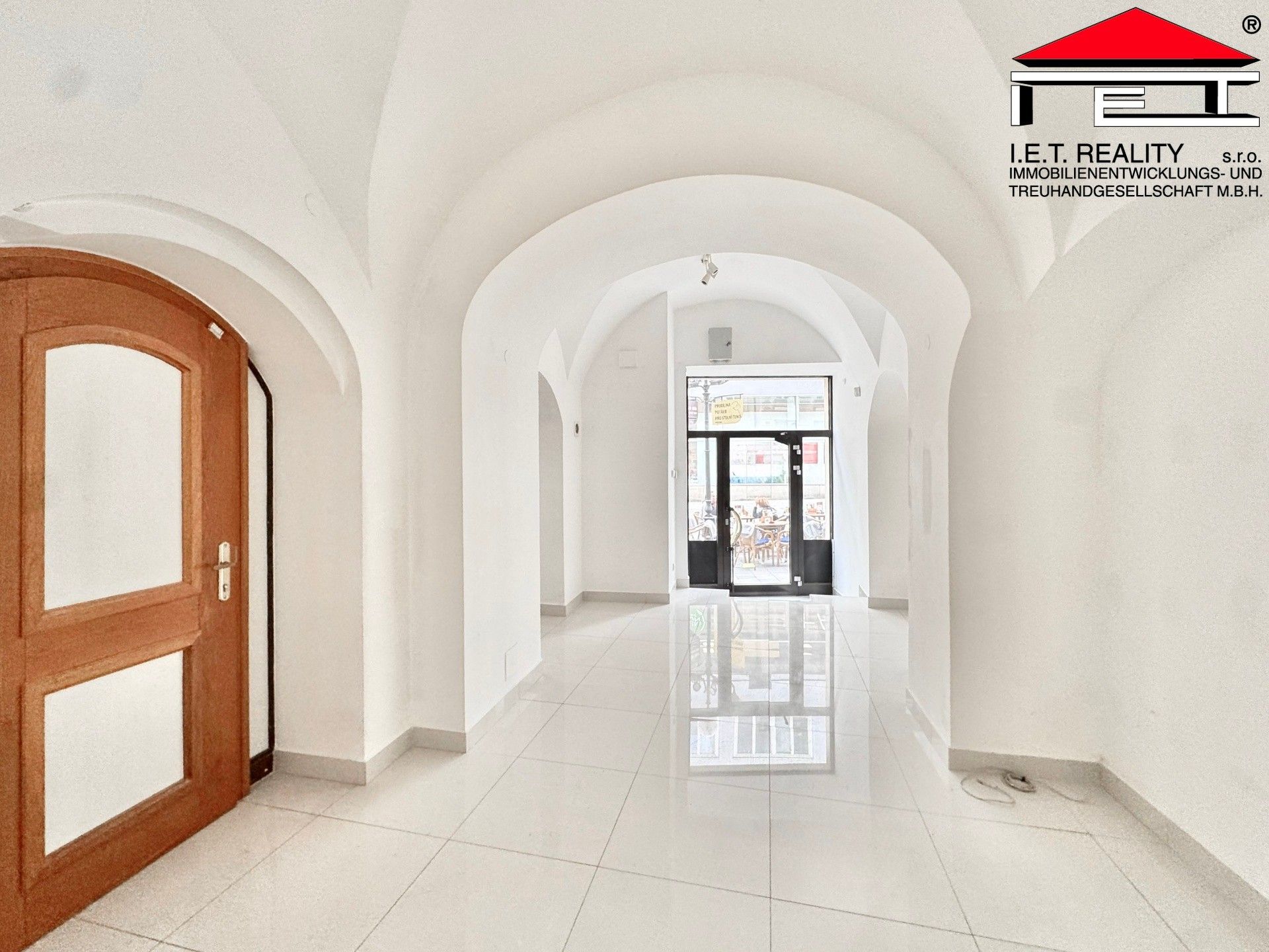 Pronájem komerčního prostoru 38 m² - foto 5