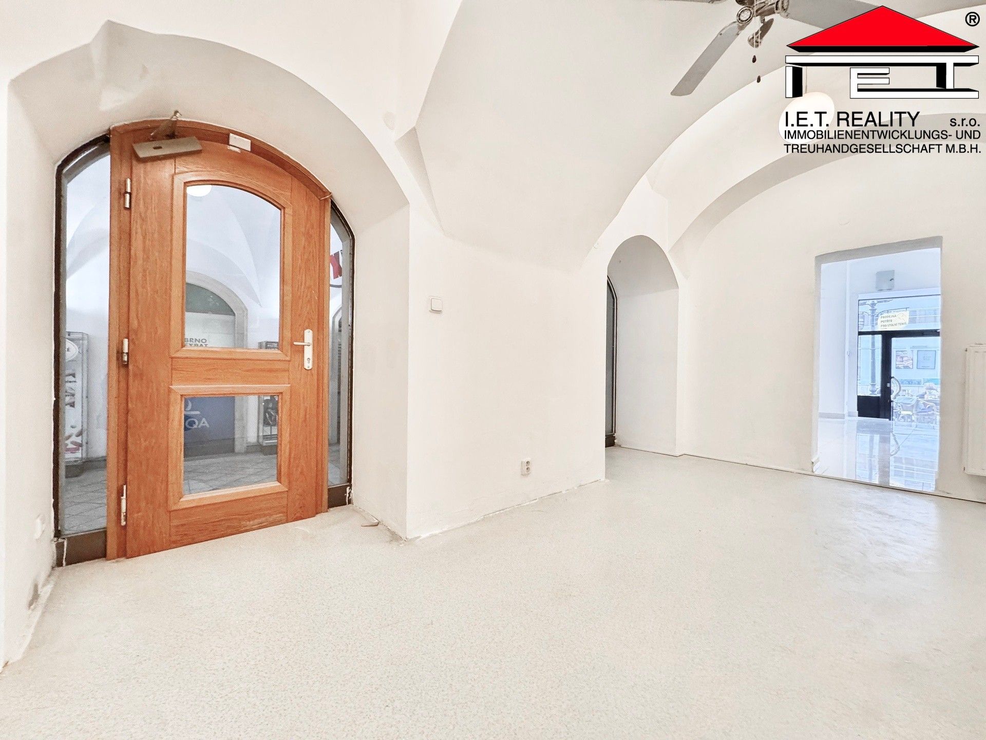 Pronájem komerčního prostoru 38 m² - foto 6