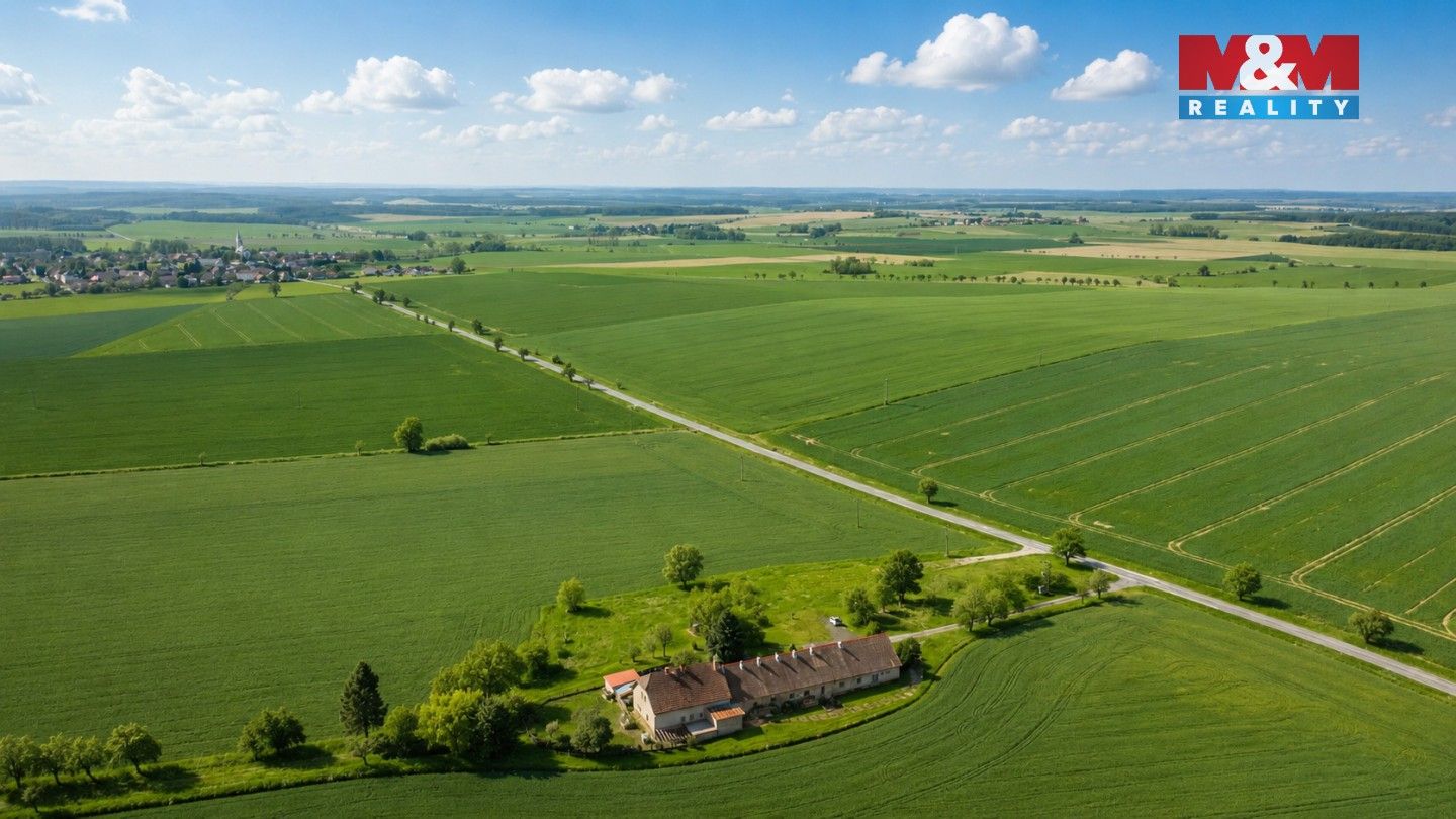 Prodej nemovitosti 200 m² - foto 7
