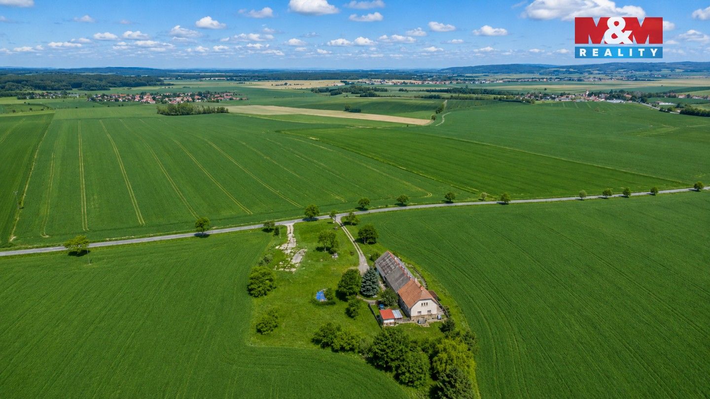 Prodej nemovitosti 200 m² - foto 6