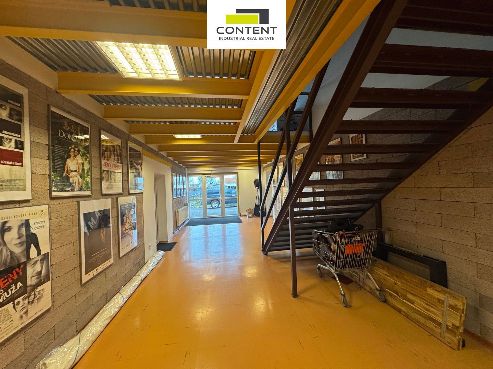 Prodej komerčního prostoru 1598 m² - foto 20