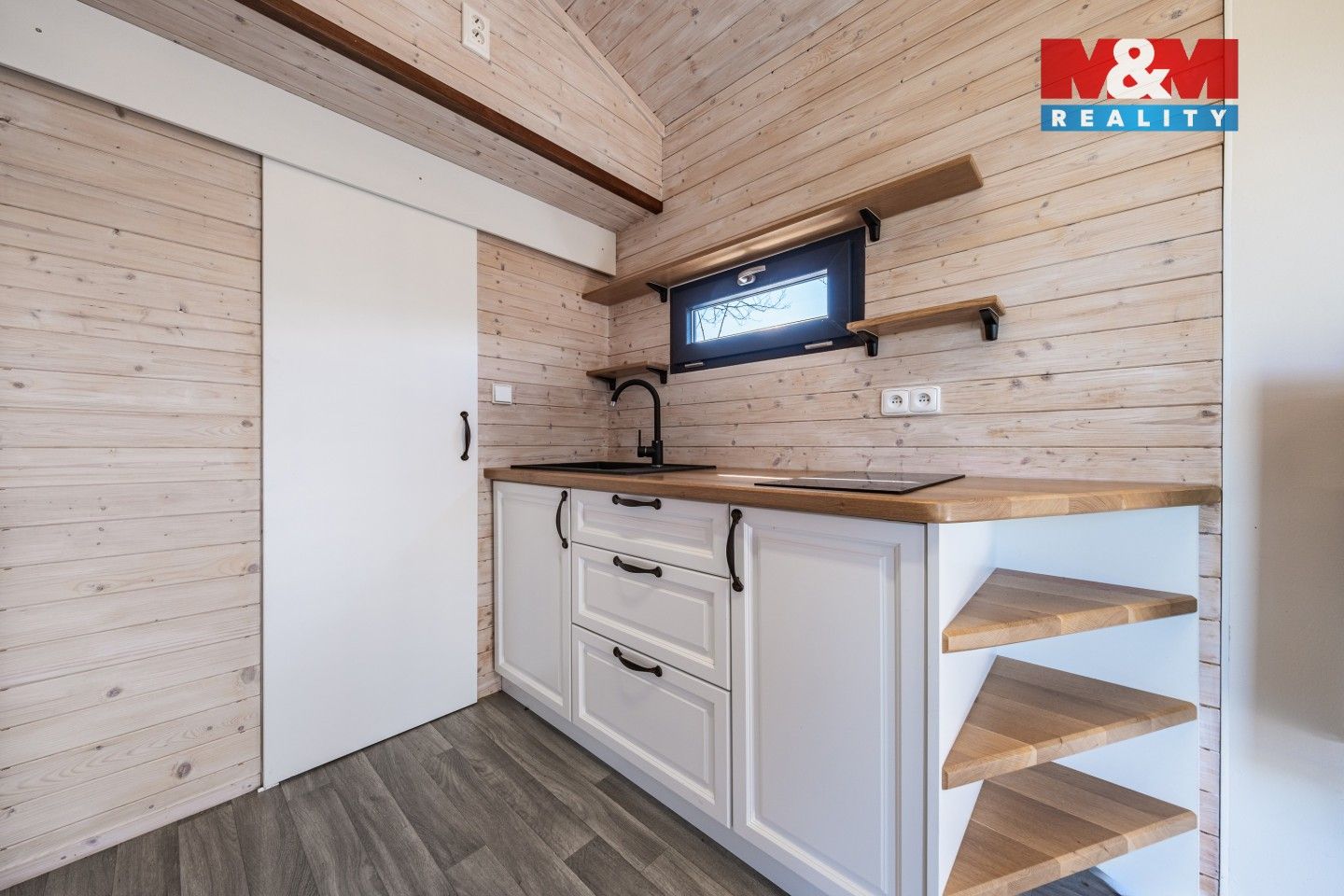 Prodej nemovitosti 17 m² - foto 9