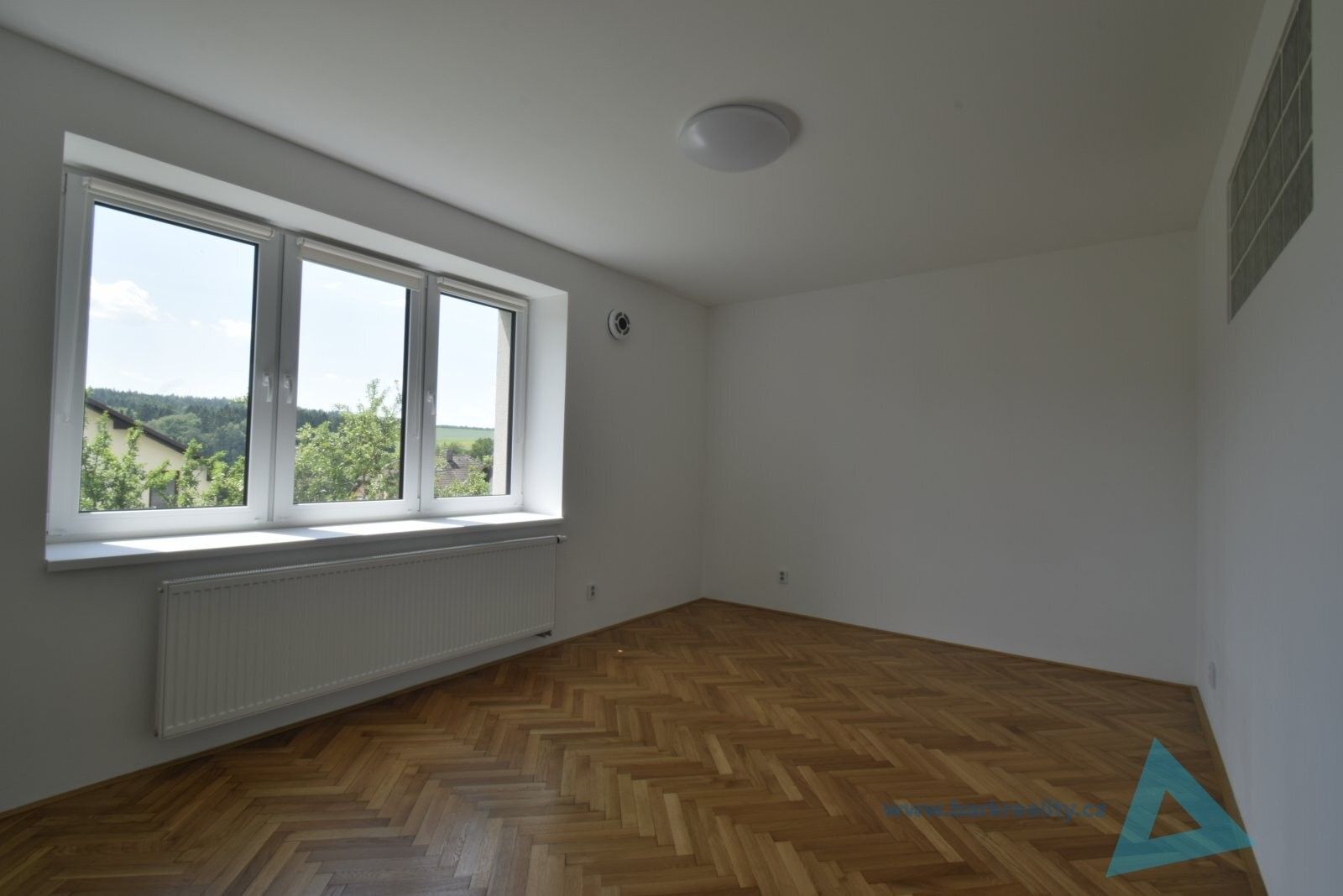 Pronájem bytu 2+kk 62 m² - foto 6