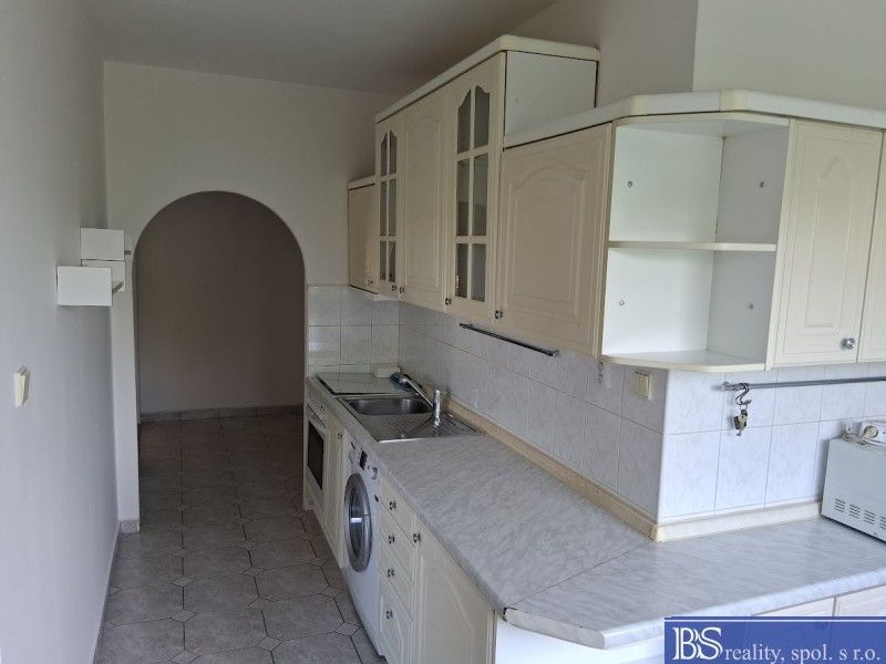 Prodej bytu 3+1 70 m² - foto 2