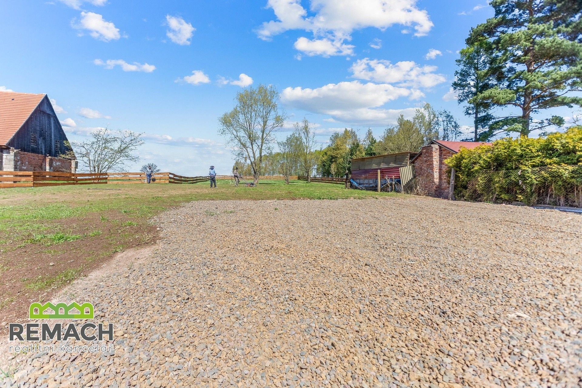 Prodej komerčního prostoru 650 m² - foto 4