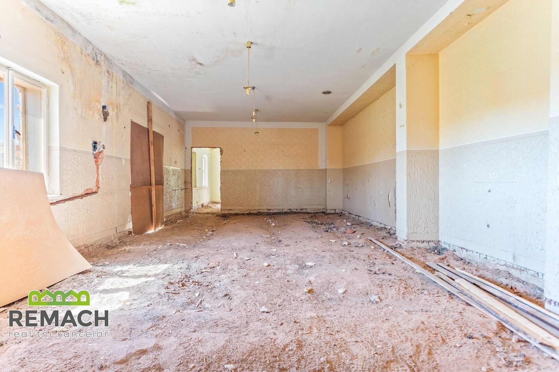 Prodej komerčního prostoru 650 m² - foto 8
