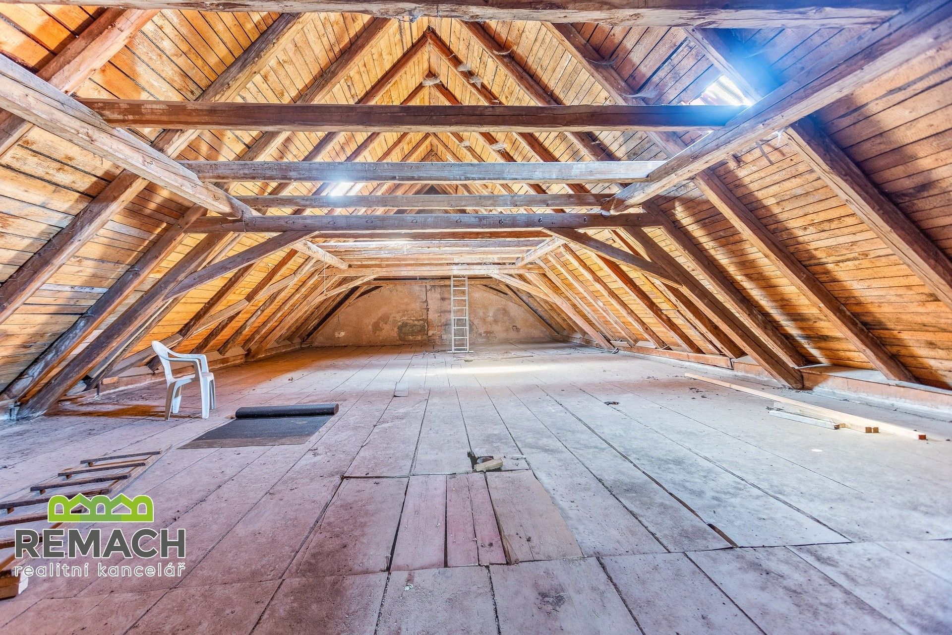 Prodej komerčního prostoru 650 m² - foto 17