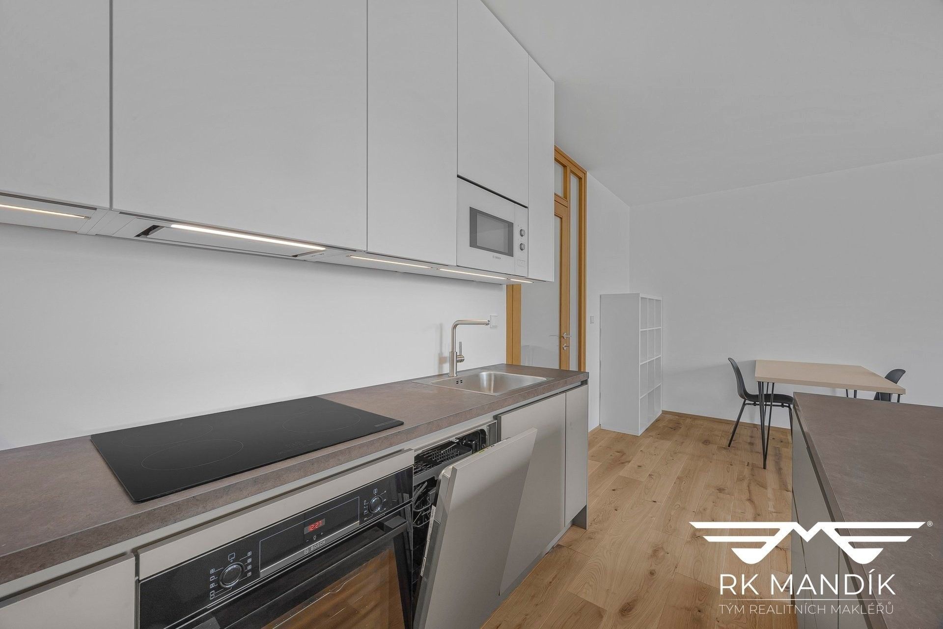 Pronájem bytu 1+kk 45 m² - foto 10