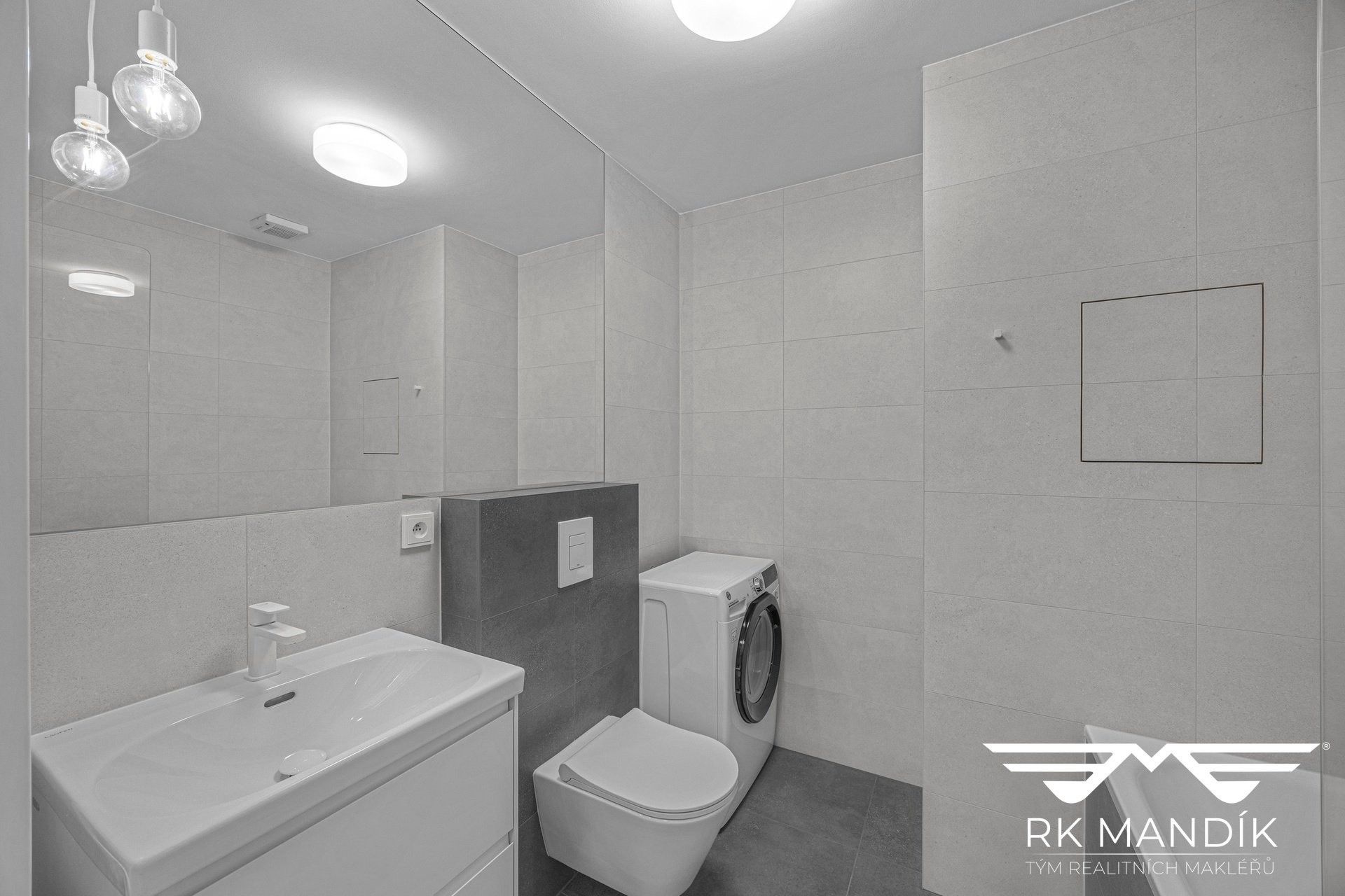 Pronájem bytu 1+kk 45 m² - foto 12