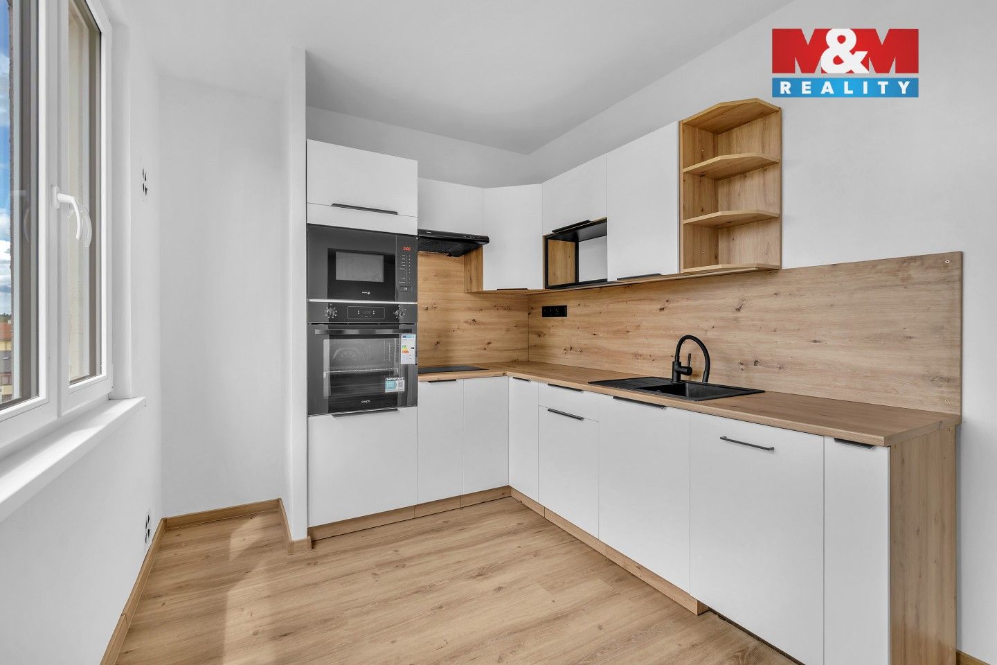 Prodej bytu 2+1 62 m² - foto 2