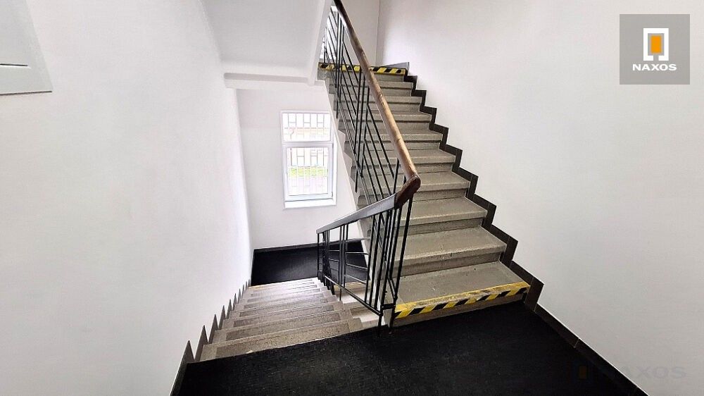 Pronájem komerčního prostoru 514 m² - foto 11