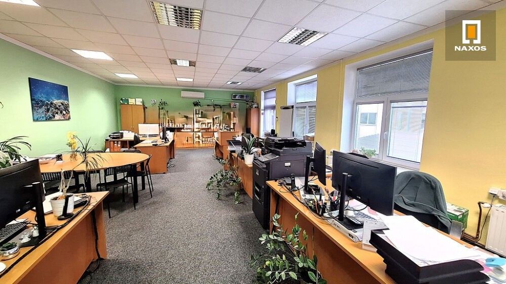 Pronájem komerčního prostoru 514 m² - foto 23