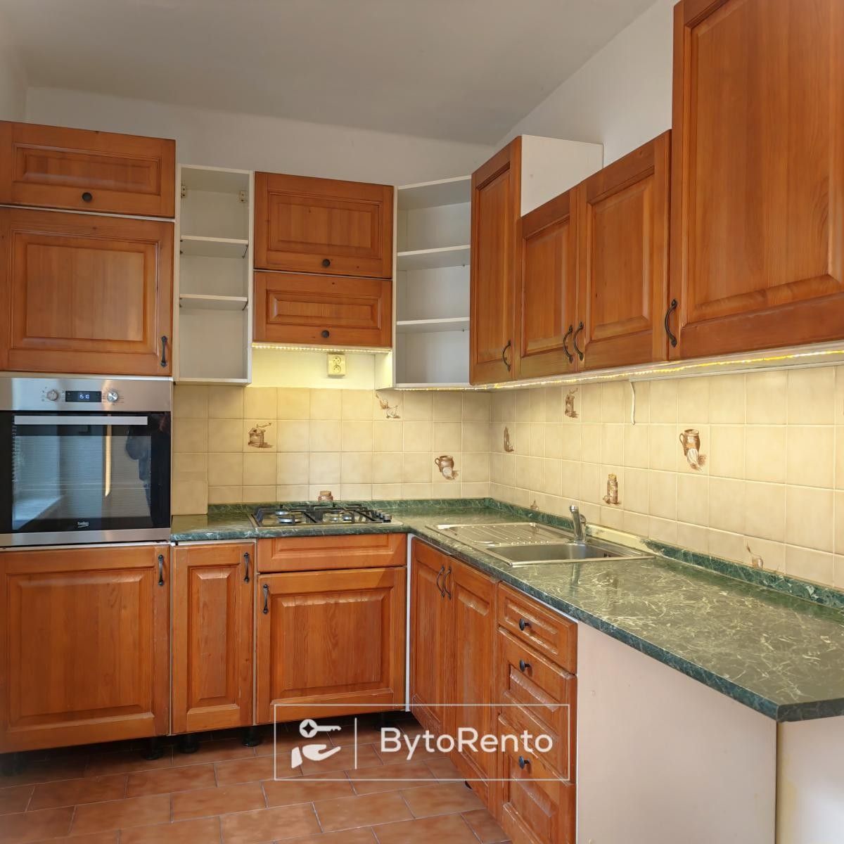Prodej bytu 4+kk 76 m² - foto 1