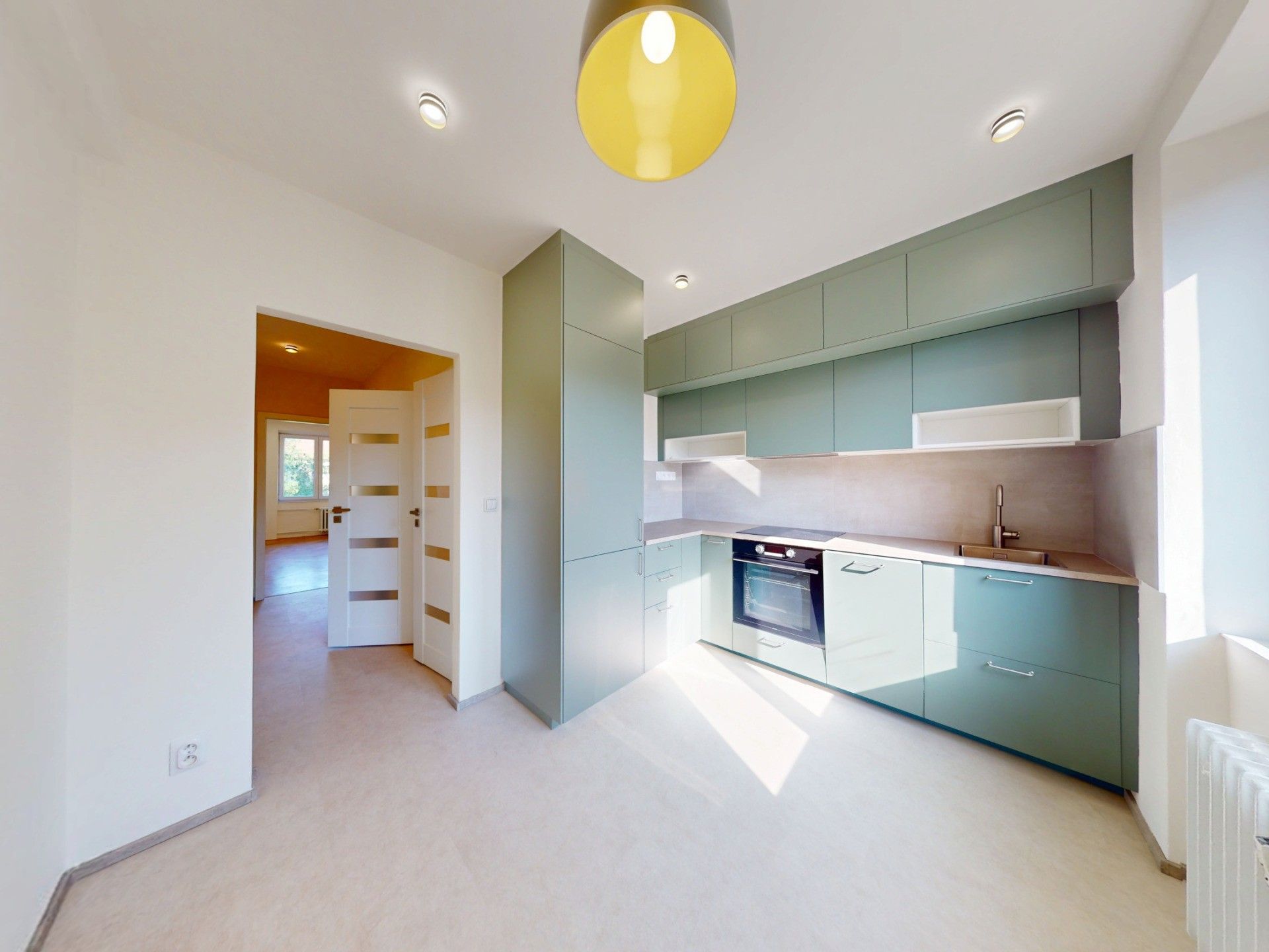 Pronájem bytu 3+1 74 m² - foto 1