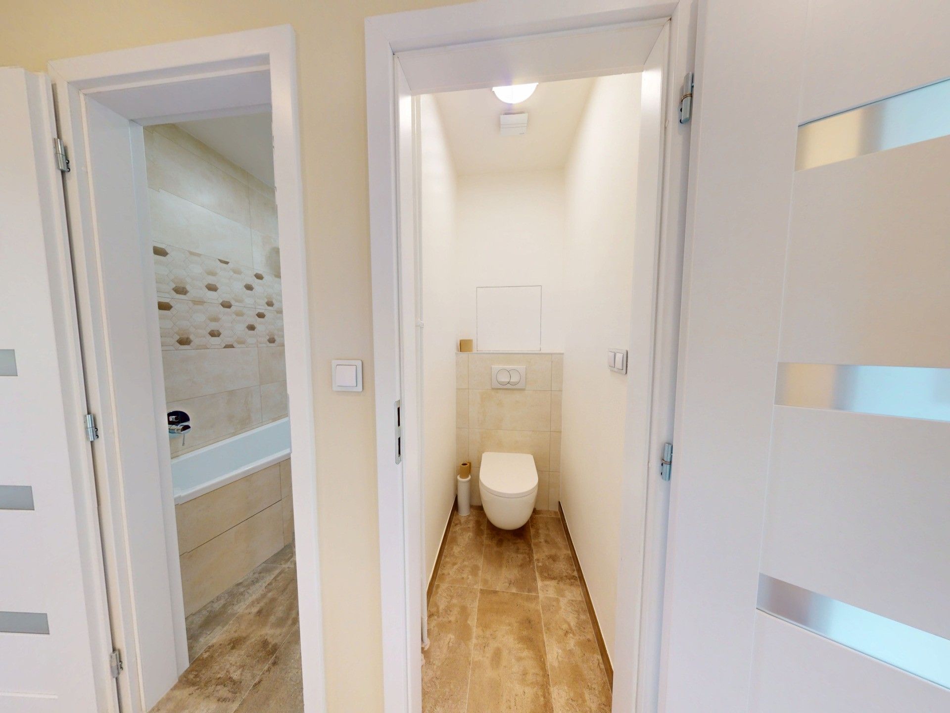 Pronájem bytu 3+1 74 m² - foto 8