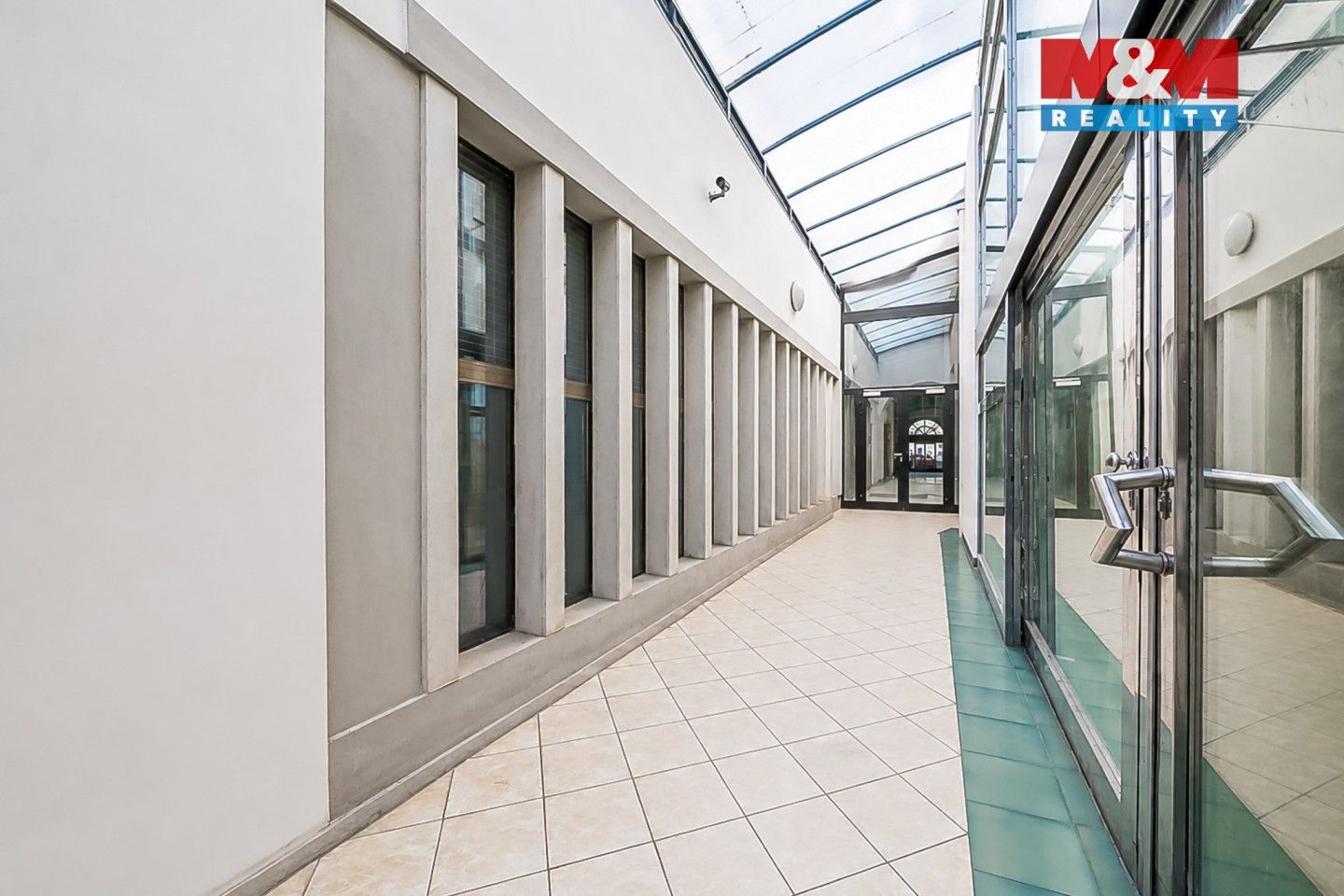 Pronájem komerčního prostoru 208 m² - foto 13