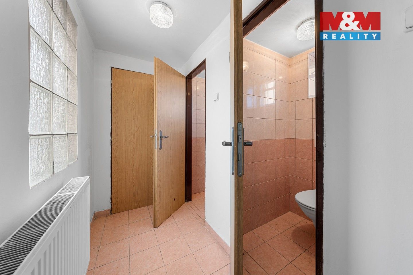 Prodej komerčního prostoru 240 m² - foto 20