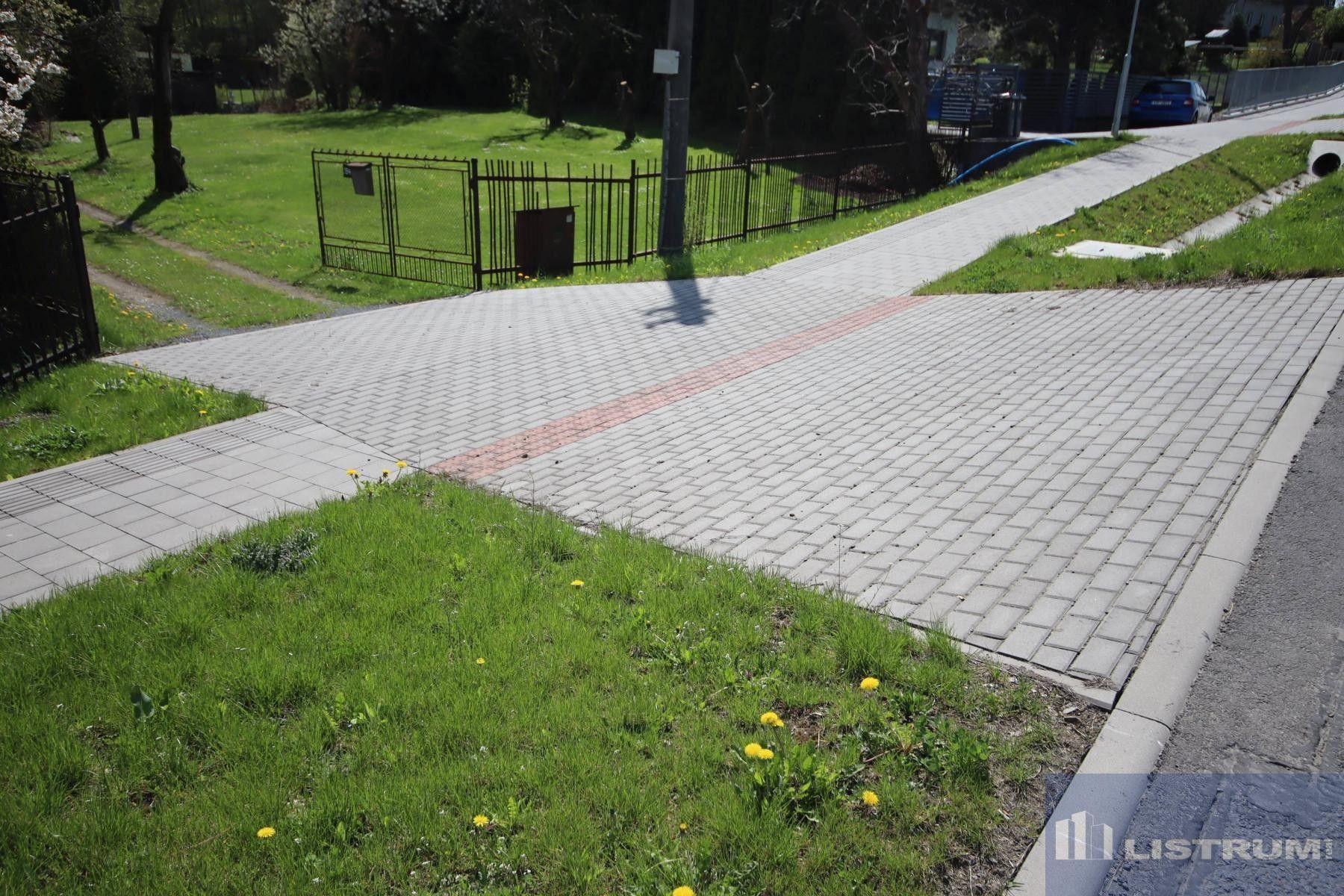 Prodej pozemku 1276 m² - foto 7