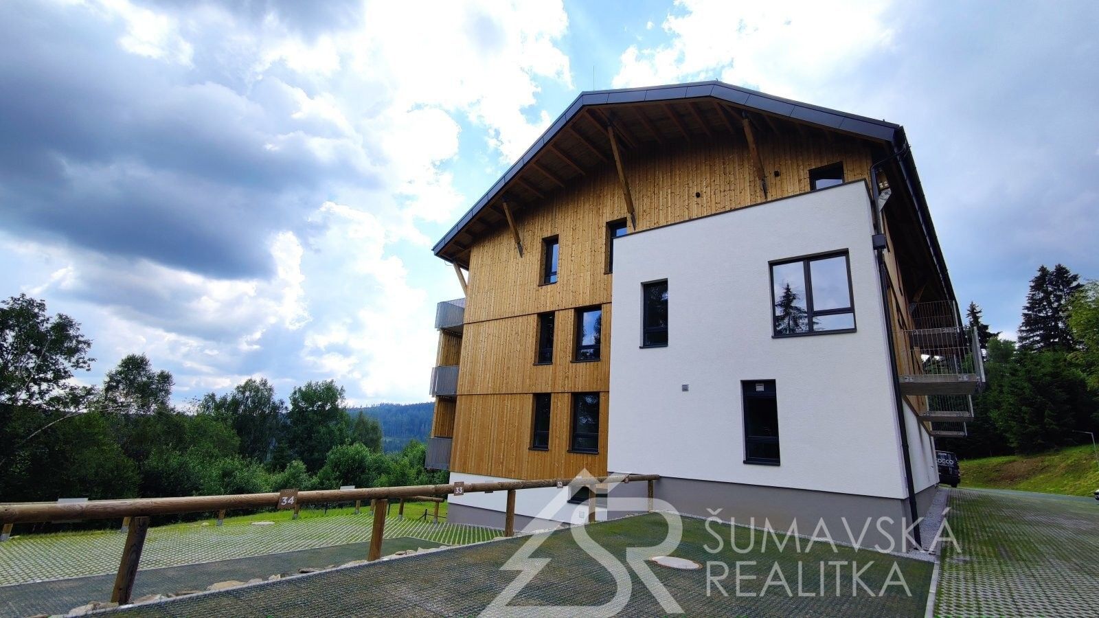 Prodej bytu 1+kk 27 m² - foto 4