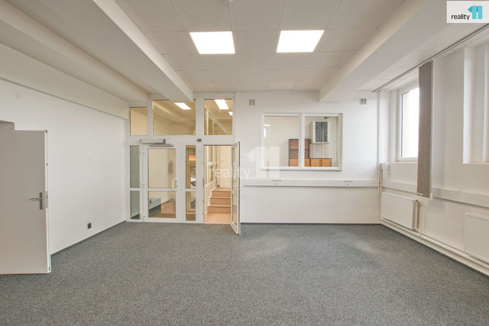Pronájem komerčního prostoru 68 m² - foto 2