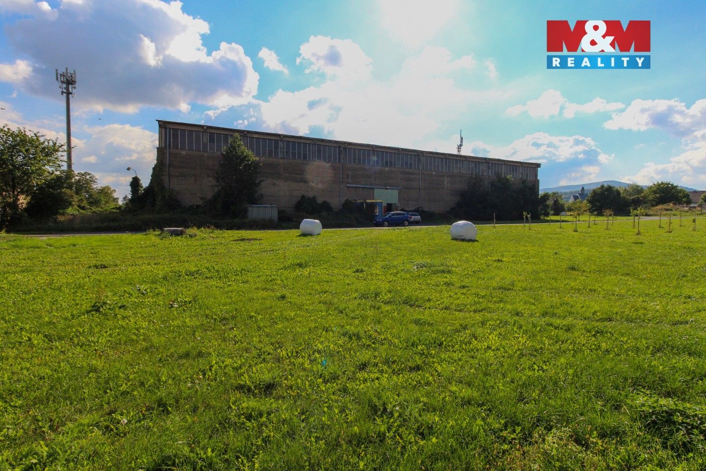 Pronájem komerčního prostoru 1220 m² - foto 4