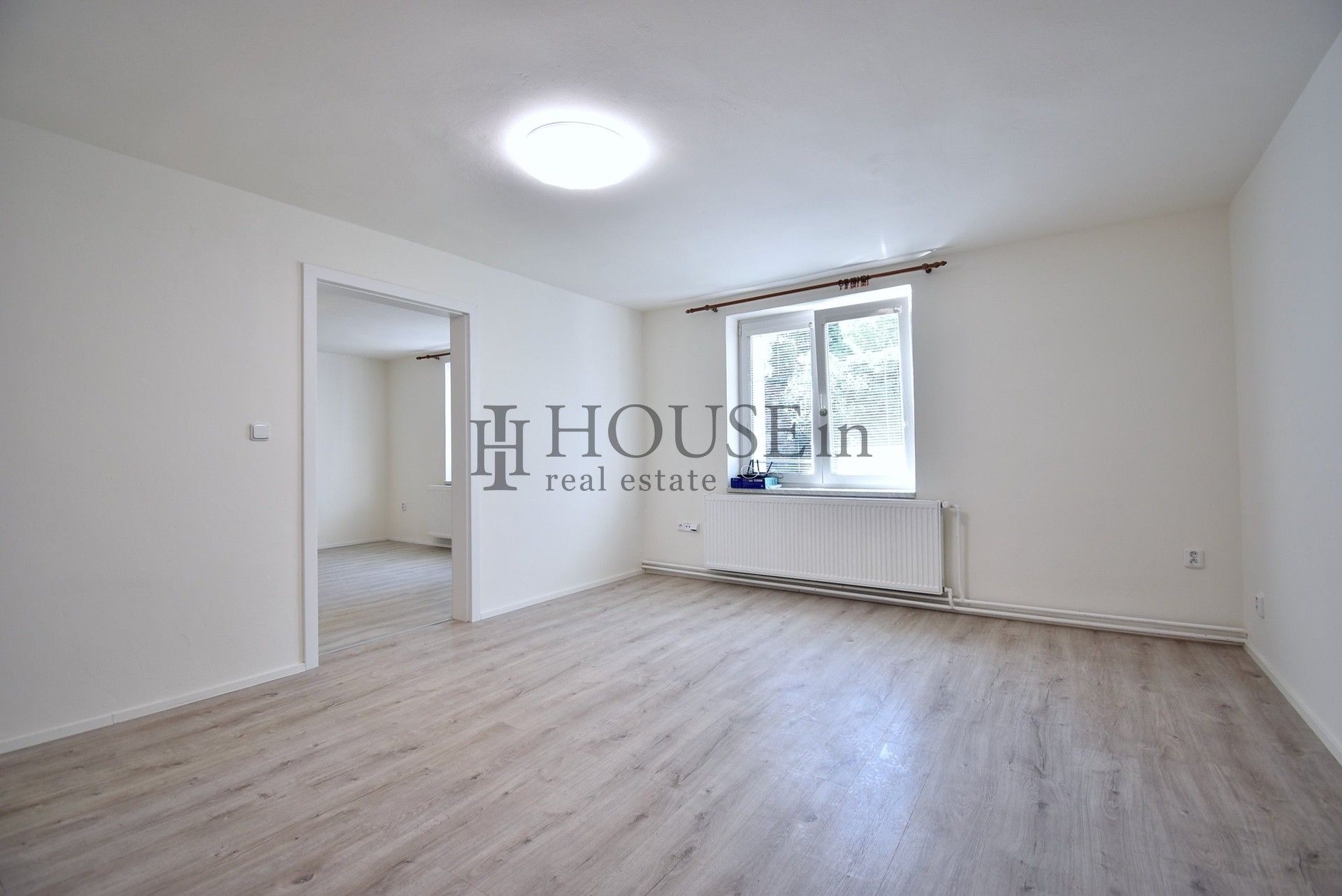 Pronájem bytu 3+1 75 m² - foto 2