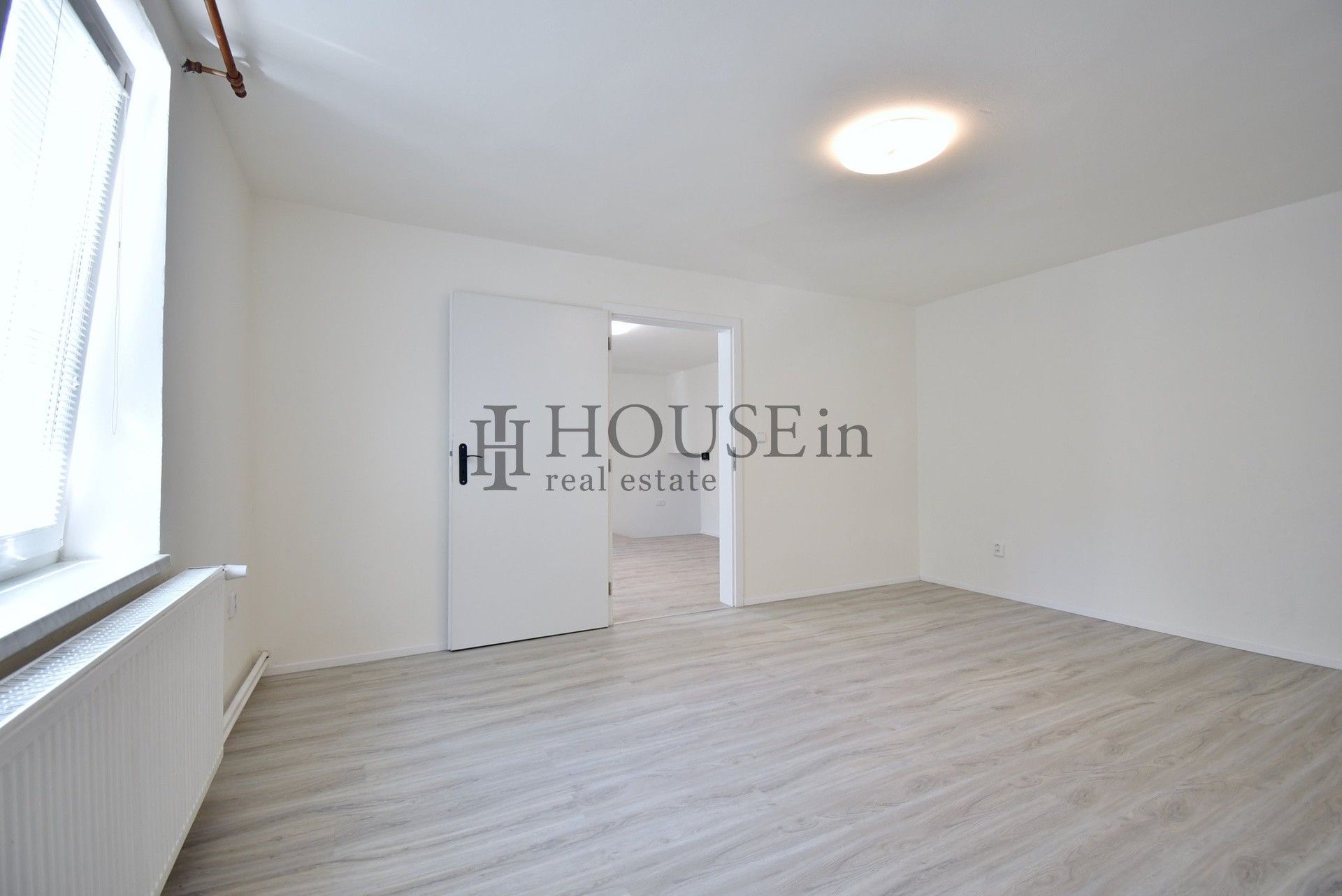Pronájem bytu 3+1 75 m² - foto 11
