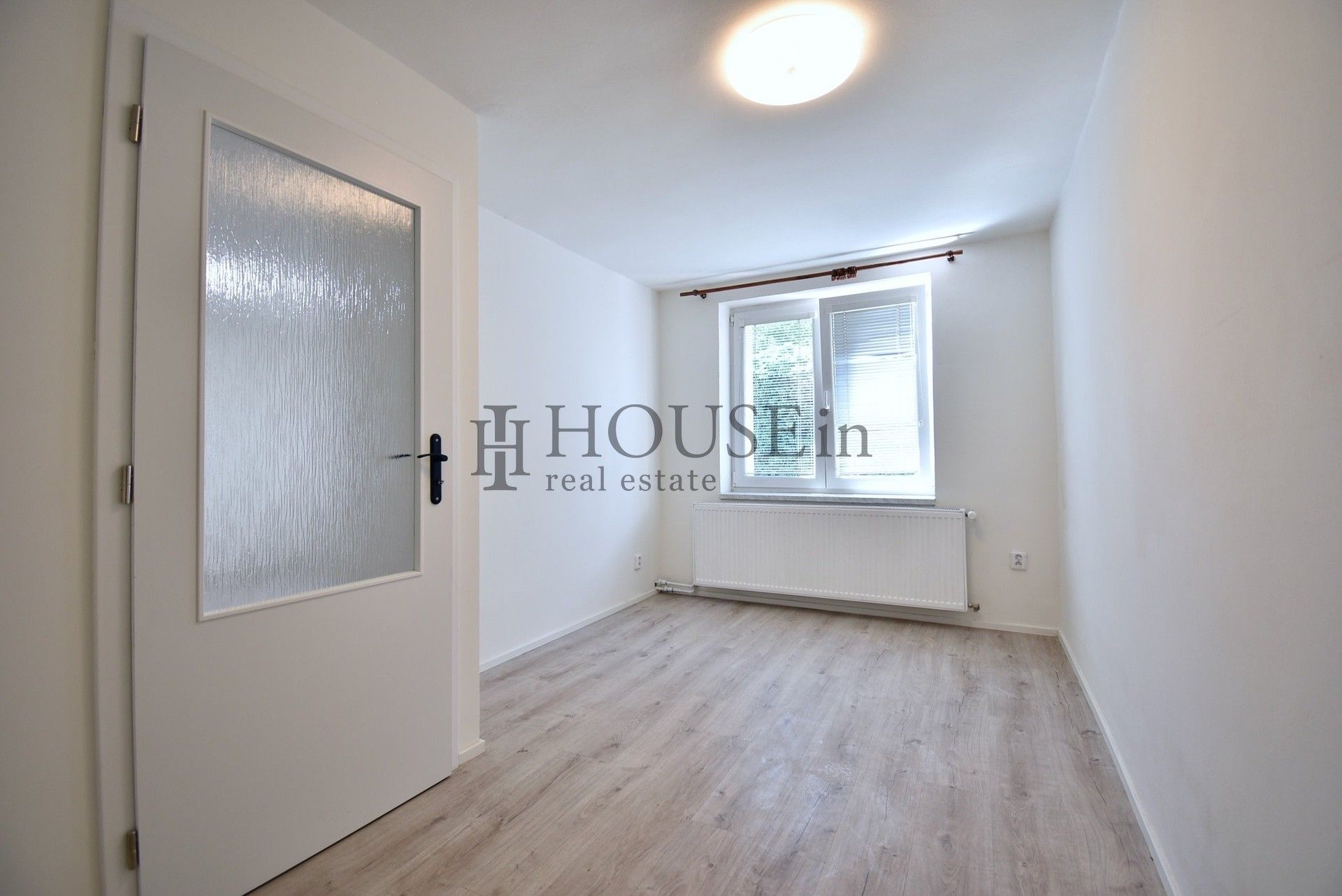Pronájem bytu 3+1 75 m² - foto 13