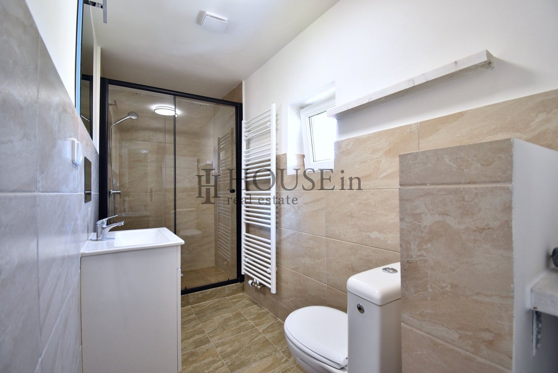 Pronájem bytu 3+1 75 m² - foto 15