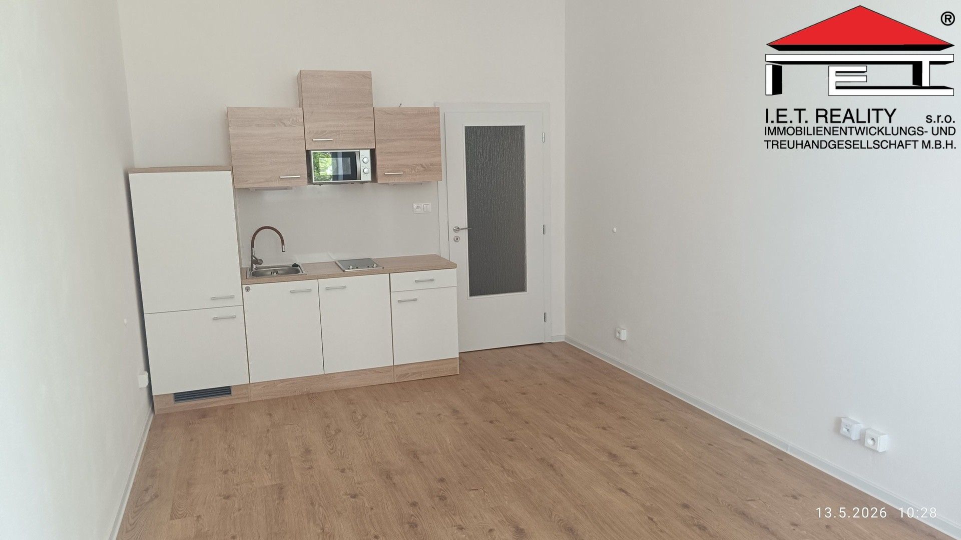 Pronájem bytu 1+kk 27 m² - foto 3