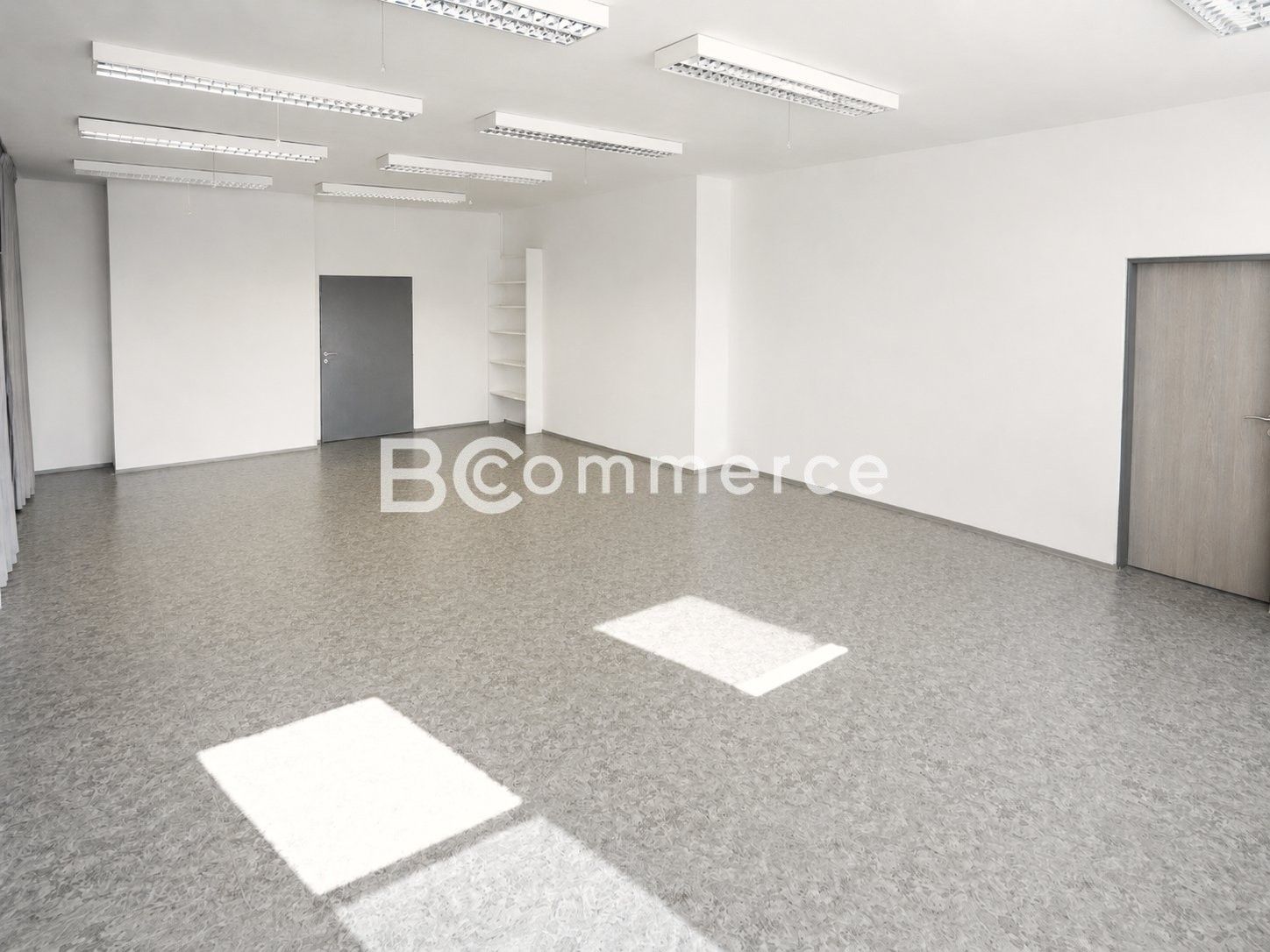 Pronájem komerčního prostoru 90 m² - foto 7
