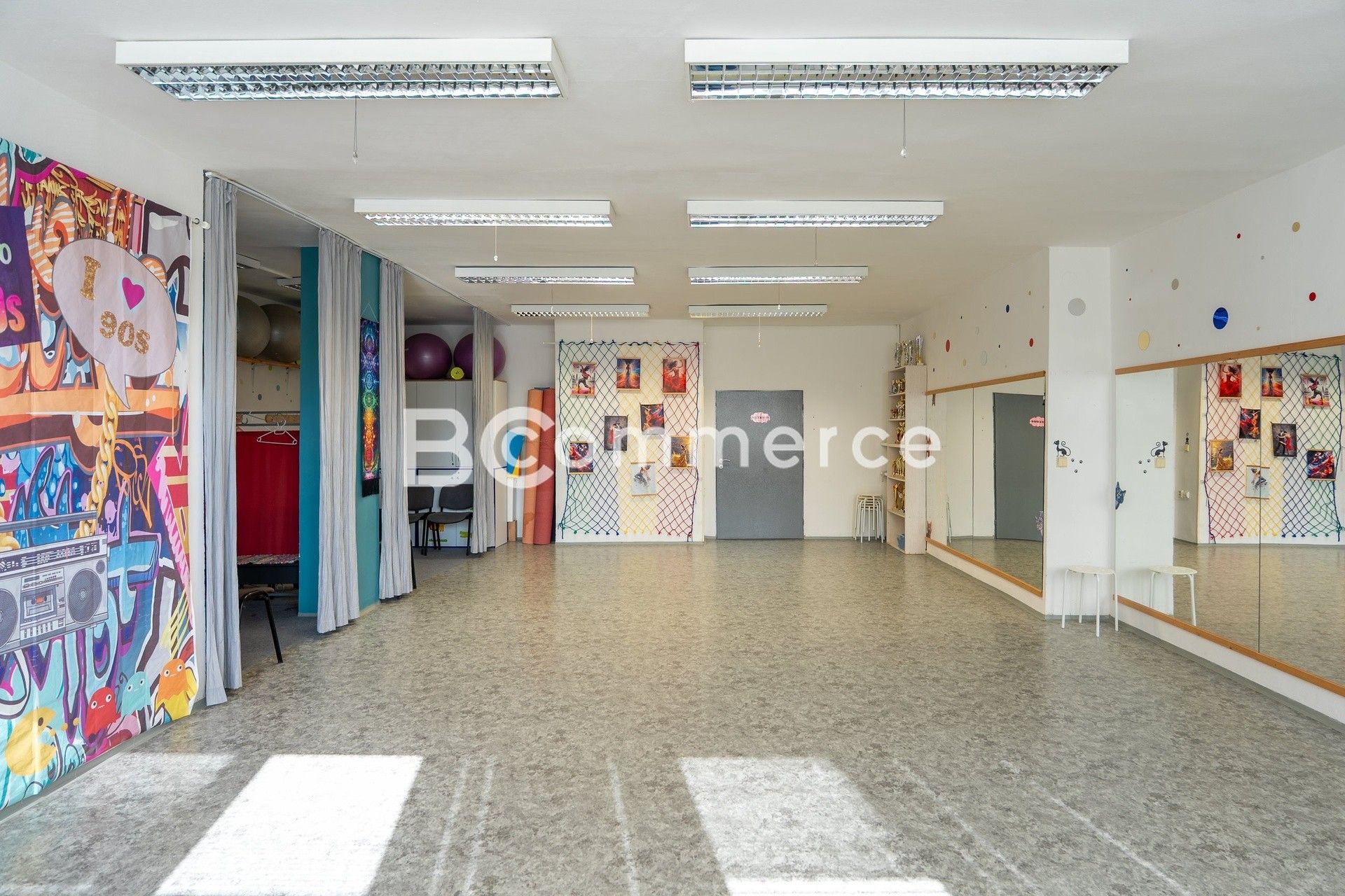 Pronájem komerčního prostoru 90 m² - foto 3